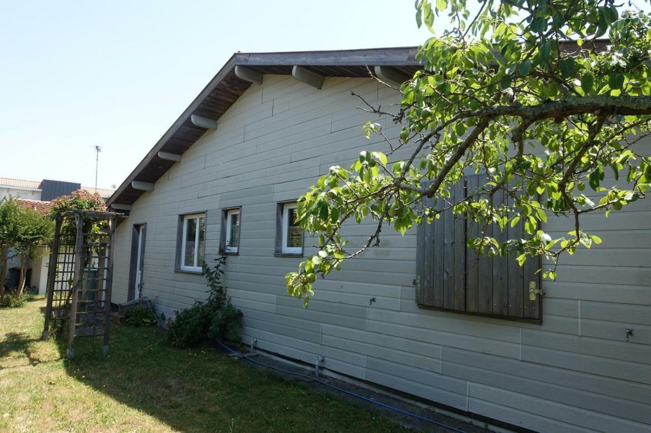 Maison De Vacances Pres Du Centre La Teste-de-Buch Buitenkant foto